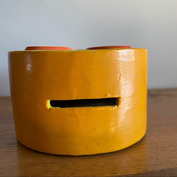 Vintage Face Coin Bank - Picture 3 of 6